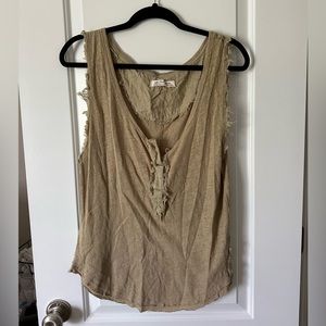 size M top